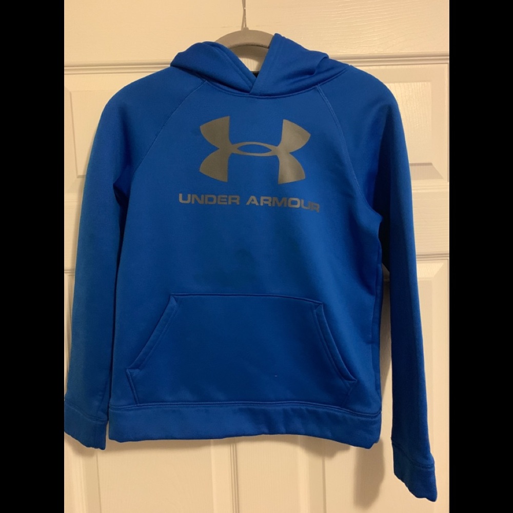 Under Armour  boys size M hoodie